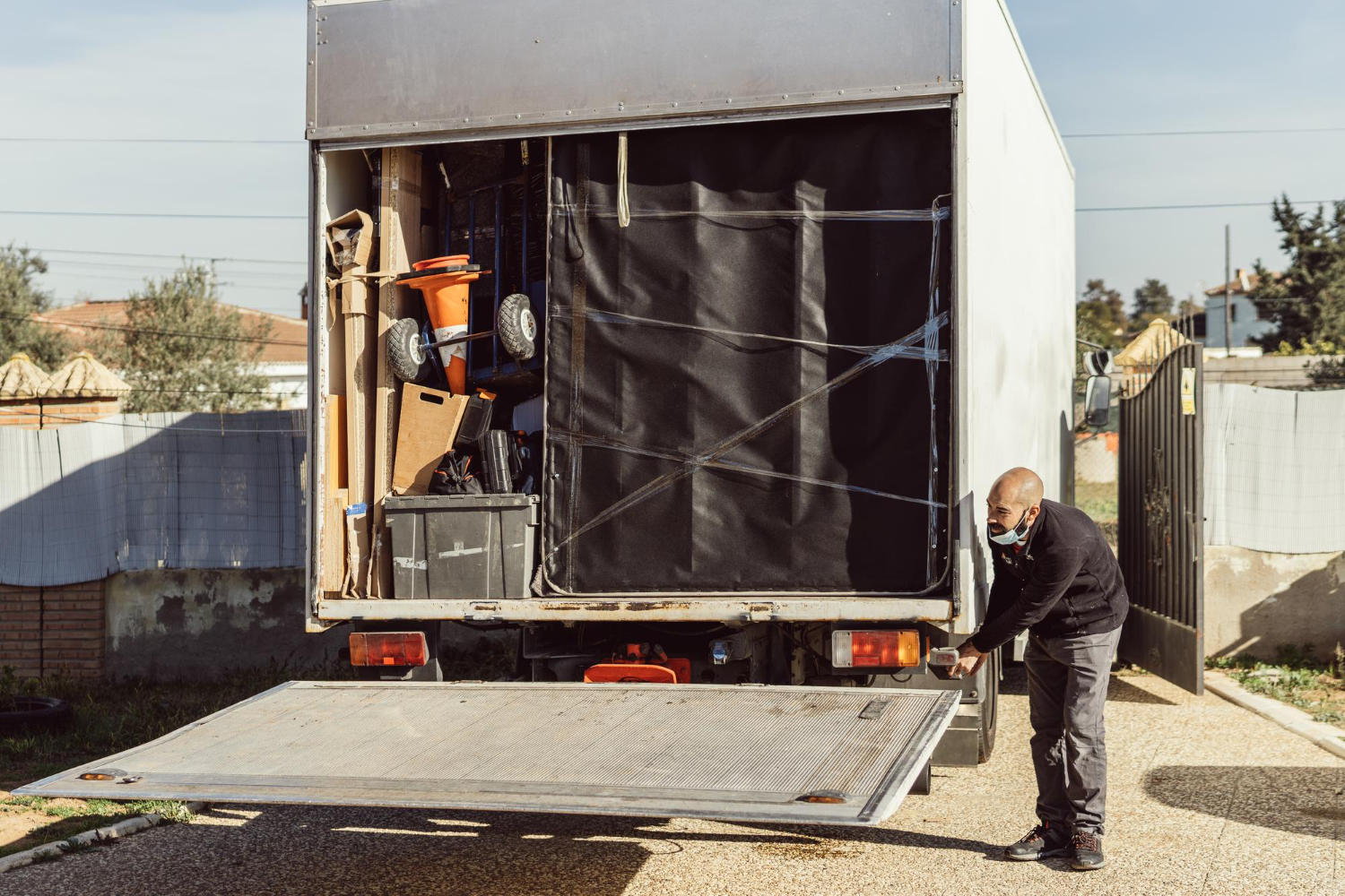 removalists, backloads, pre-packing services